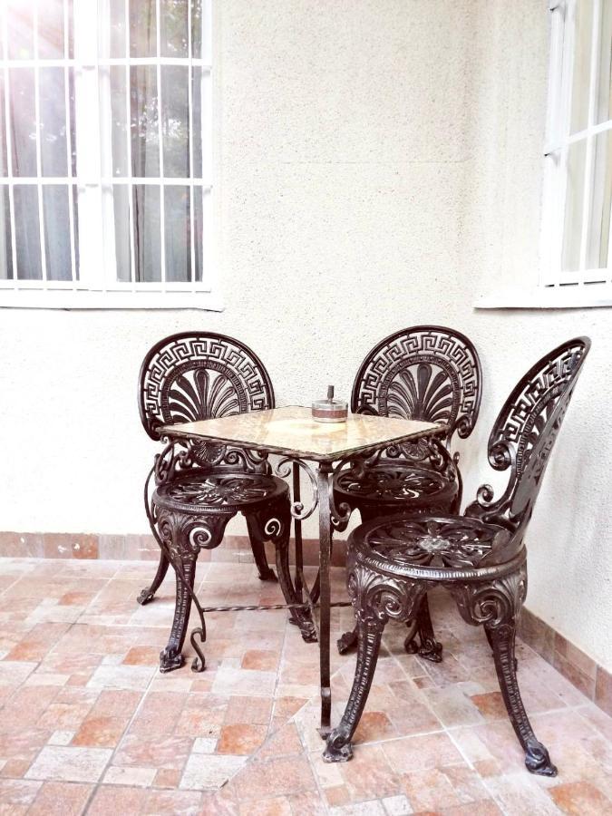 La Roberta Apartment Budapest Bagian luar foto